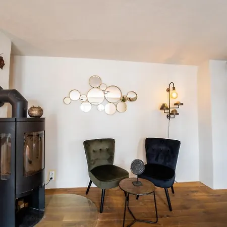 Haus Zum Ring אדנאו